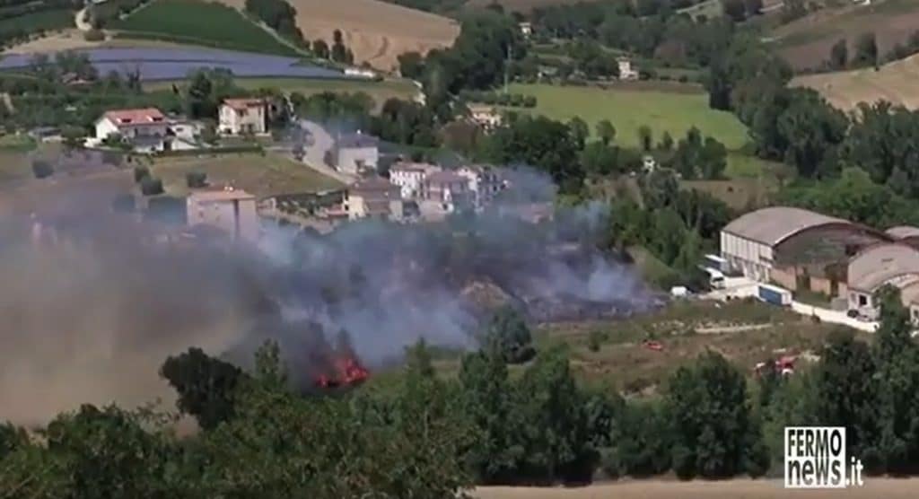 Incendio a Caldarette Ete di Fermo