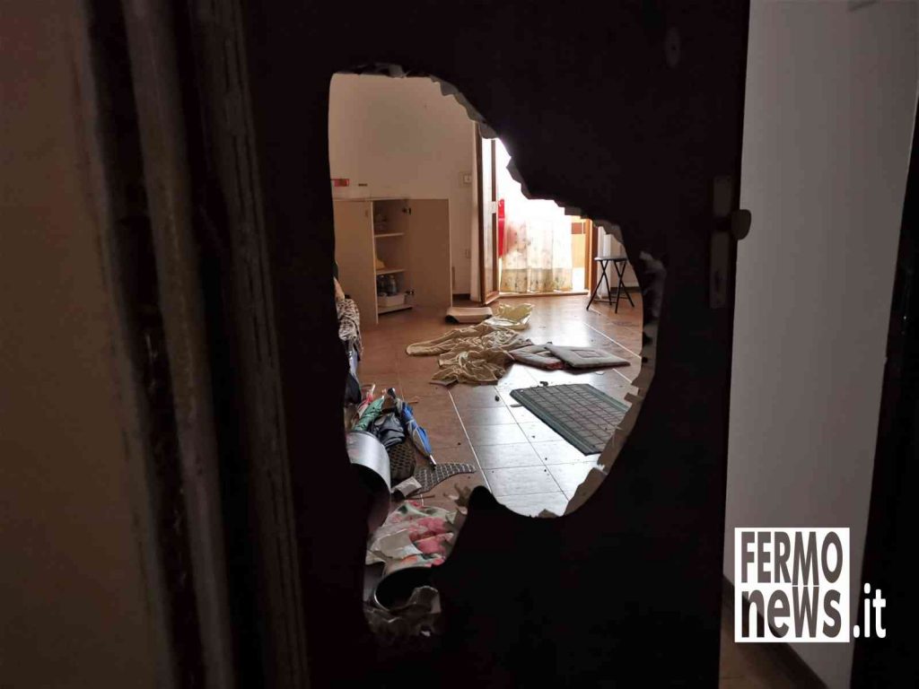 Furto con scasso in un appartamento di Lido Tre Archi di Fermo